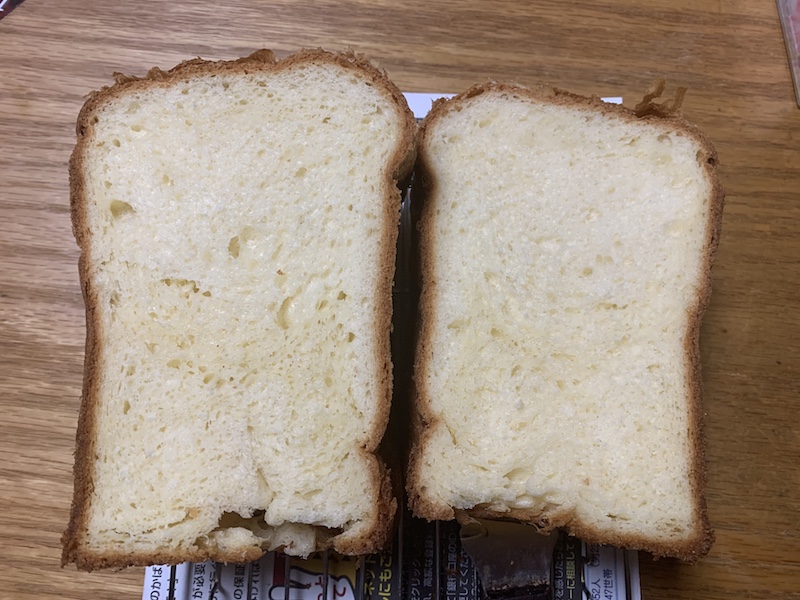 バターたっぷりなパンを焼く週末。